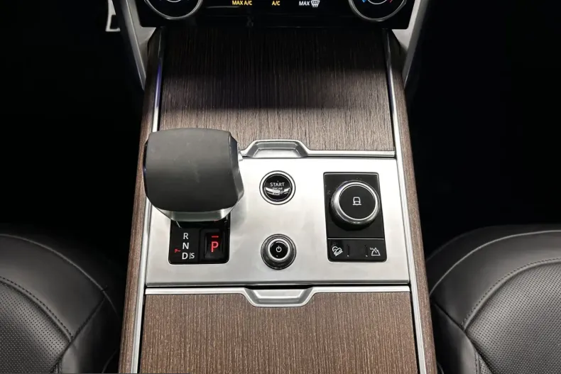 Land Rover Range Rover din 2023 cu 48.703 km - oferta LAN242584 - foto 21