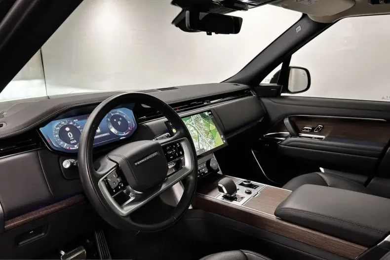 Land Rover Range Rover din 2023 cu 48.703 km - oferta LAN242584 - foto 33