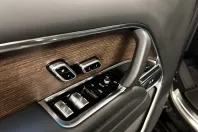 Land Rover Range Rover din 2023 cu 48.703 km - oferta LAN242584 - foto 35
