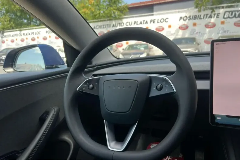 Tesla Model 3 din 2025 cu 42.248 km - oferta TES242585 - foto 2