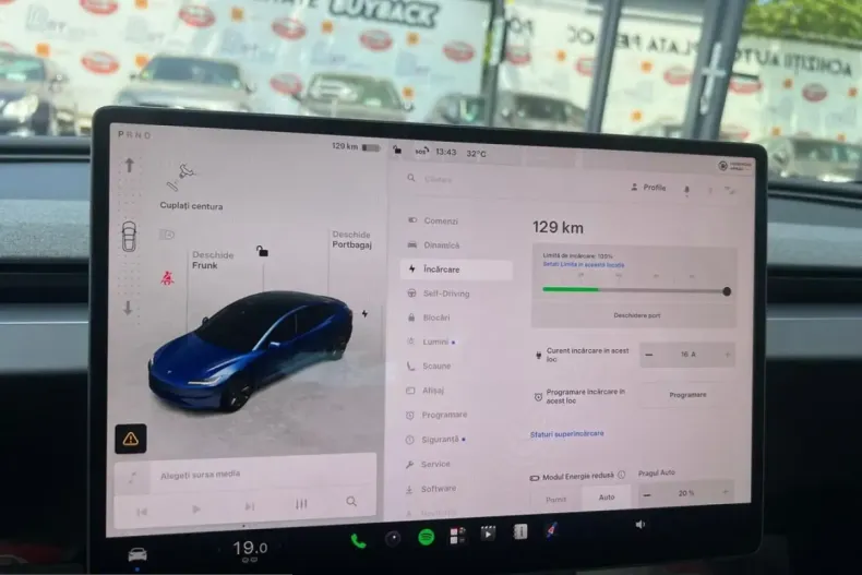 Tesla Model 3 din 2025 cu 42.248 km - oferta TES242585 - foto 11