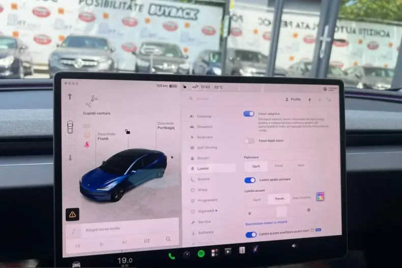 Tesla Model 3 din 2025 cu 42.248 km - oferta TES242585 - foto 16