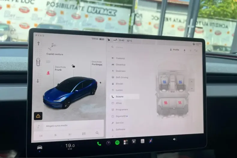 Tesla Model 3 din 2025 cu 42.248 km - oferta TES242585 - foto 17