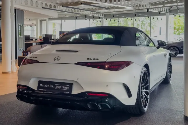 Mercedes-Benz SL 63 AMG (Clasa SL) din 2024 cu 32.243 km - oferta MER242590 - foto 4