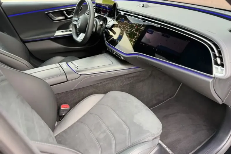 Mercedes-Benz E 200 (Clasa E) din 2024 cu 14.300 km - oferta MER242594 - foto 10