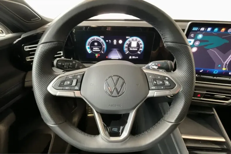 Volkswagen Tiguan din 2024 cu 54.209 km - oferta VOL242598 - foto 10