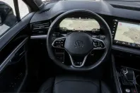 Volkswagen Touareg din 2022 cu 48.810 km - oferta VOL242599 - foto 10