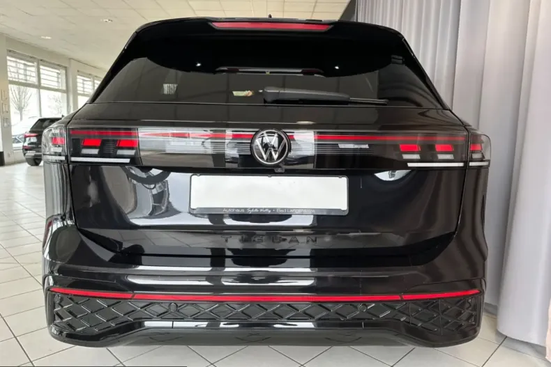 Volkswagen Tiguan din 2024 cu 8.000 km - oferta VOL242603 - foto 10