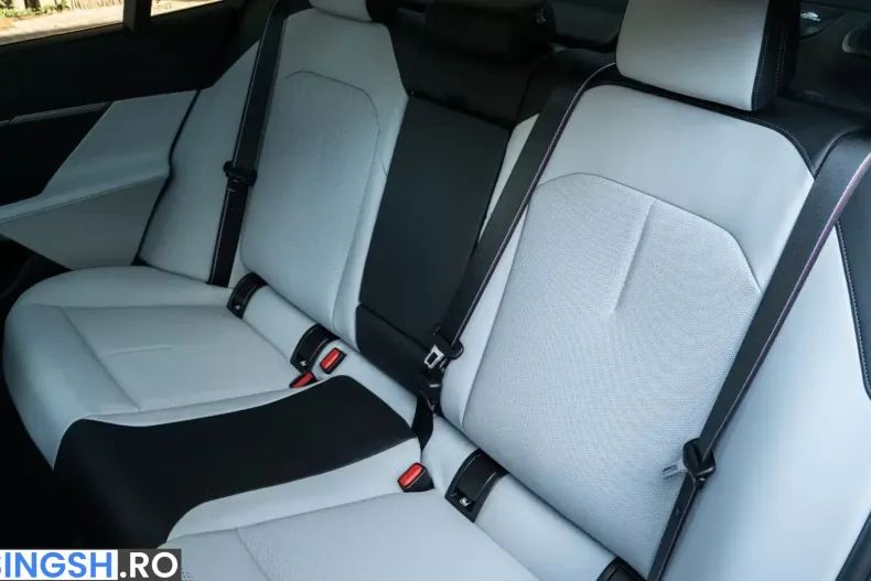 BMW M5 (Seria 5) din 2026 cu 9.600 km - oferta BMW242604 - foto 20