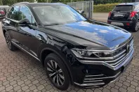 Volkswagen Touareg din 2023 cu 52.150 km - oferta VOL242606 - foto 1