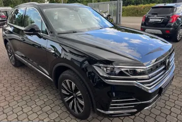 Volkswagen Touareg din 2023 - oferta VOL242606