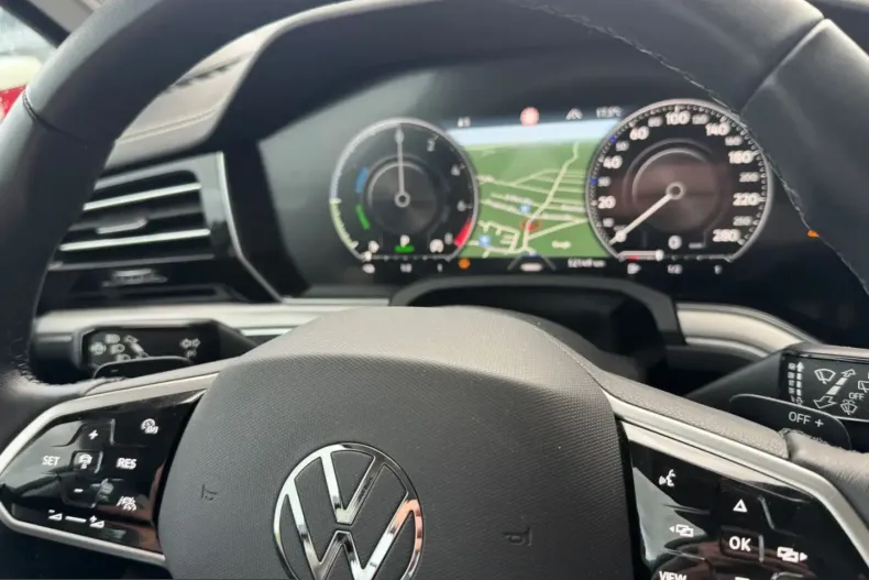 Volkswagen Touareg din 2023 cu 52.150 km - oferta VOL242606 - foto 11