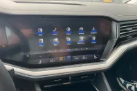 Volkswagen Touareg din 2023 cu 52.150 km - oferta VOL242606 - foto 16