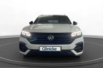 Volkswagen Touareg din 2023 - oferta VOL242607