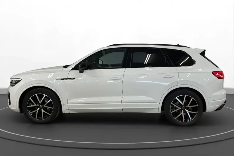Volkswagen Touareg din 2023 cu 31.780 km - oferta VOL242607 - foto 2