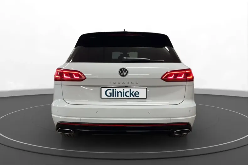 Volkswagen Touareg din 2023 cu 31.780 km - oferta VOL242607 - foto 3