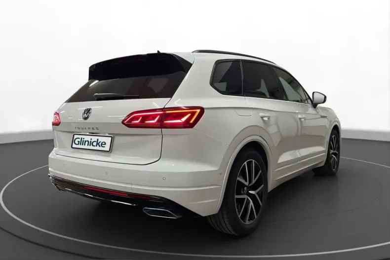 Volkswagen Touareg din 2023 cu 31.780 km - oferta VOL242607 - foto 6