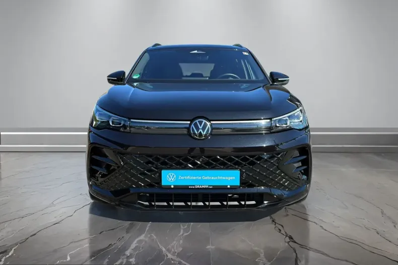 Volkswagen Tiguan din 2024 cu 48.675 km - oferta VOL242610 - foto 2