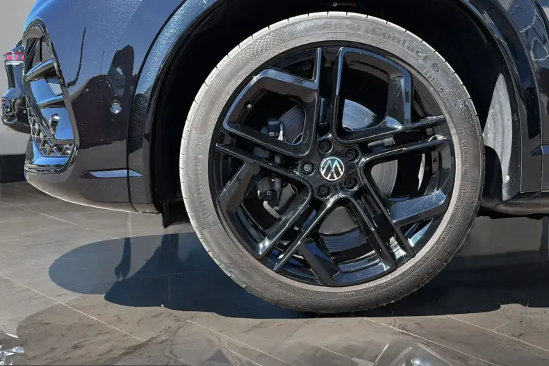 Volkswagen Tiguan din 2024 cu 48.675 km - oferta VOL242610 - foto 3