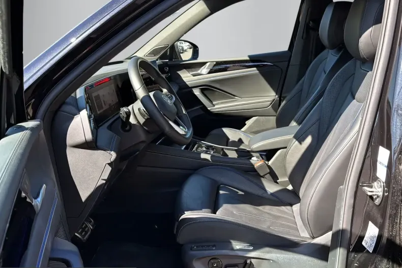 Volkswagen Tiguan din 2024 cu 48.675 km - oferta VOL242610 - foto 5