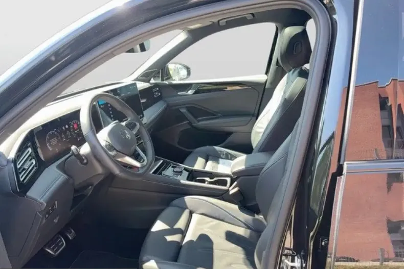 Volkswagen Tiguan din 2025 cu 31.300 km - oferta VOL242612 - foto 8