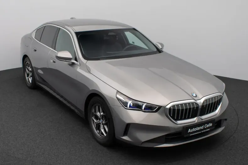 BMW 520 (Seria 5) din 2024 cu 28.813 km - oferta BMW242618 - foto 1