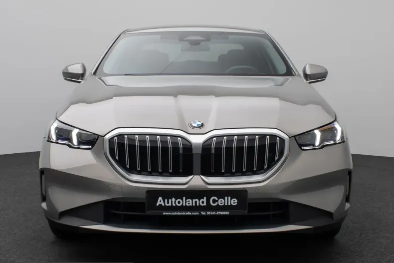 BMW 520 (Seria 5) din 2024 cu 28.813 km - oferta BMW242618 - foto 2