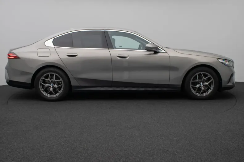 BMW 520 (Seria 5) din 2024 cu 28.813 km - oferta BMW242618 - foto 4