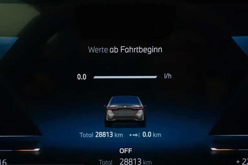 BMW 520 (Seria 5) din 2024 cu 28.813 km - oferta BMW242618 - foto 37