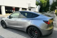 Tesla Model Y din 2023 cu 79.850 km - oferta TES242626 - foto 3