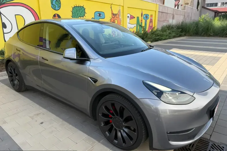 Tesla Model Y din 2023 cu 79.850 km - oferta TES242626 - foto 5