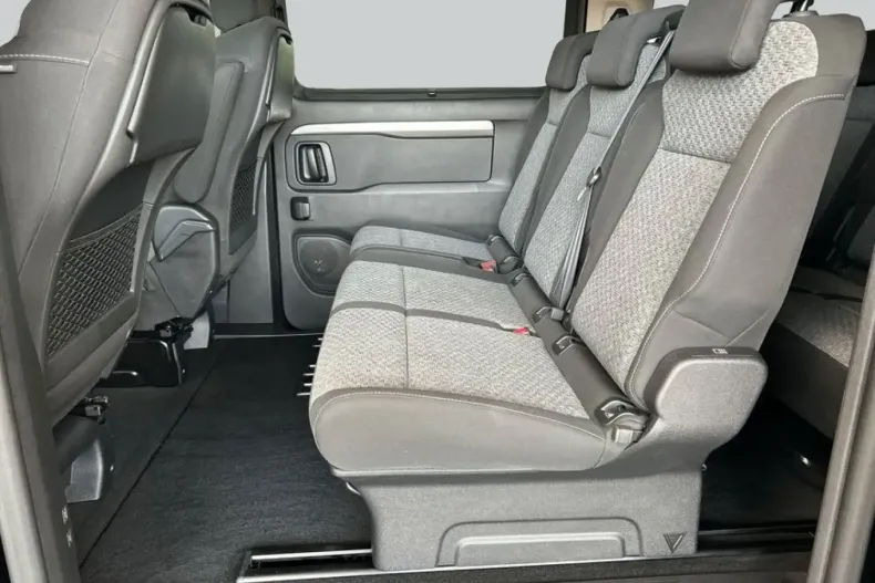 Toyota Proace (Verso) din 2025 cu 53.460 km - oferta TOY242638 - foto 8