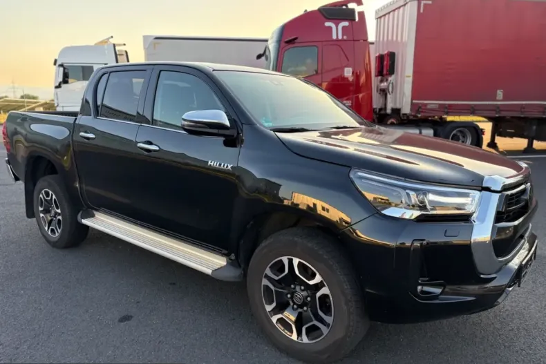 Toyota Hilux din 2022 cu 78.000 km - oferta TOY242641 - foto 5