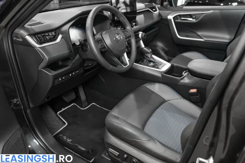 Toyota RAV4 din 2025 cu 11.000 km - oferta TOY242642 - foto 13