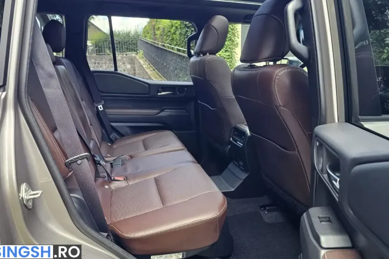 Toyota Land Cruiser din 2025 cu 19.827 km - oferta TOY242643 - foto 42