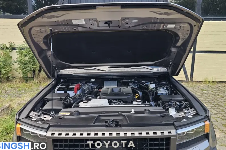 Toyota Land Cruiser din 2025 cu 19.827 km - oferta TOY242643 - foto 48