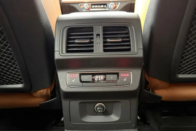 Audi SQ5 din 2022 cu 59.950 km - oferta AUD242644 - foto 19