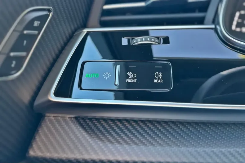Audi SQ7 din 2024 cu 72.490 km - oferta AUD242645 - foto 16