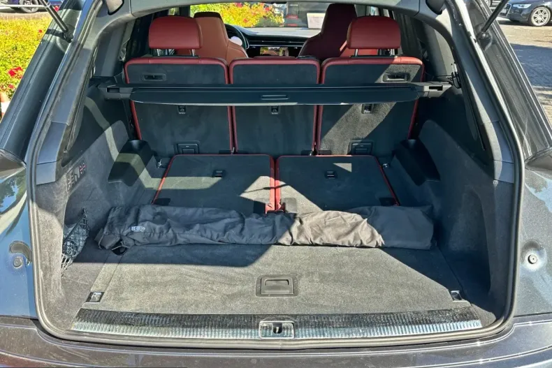 Audi SQ7 din 2024 cu 72.490 km - oferta AUD242645 - foto 28