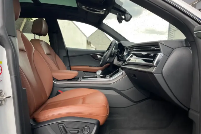 Audi Q8 din 2022 cu 43.900 km - oferta AUD242652 - foto 19