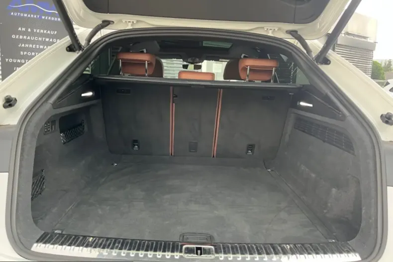 Audi Q8 din 2022 cu 43.900 km - oferta AUD242652 - foto 25