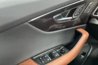 Audi Q8 din 2022 cu 43.900 km - oferta AUD242652 - foto 31