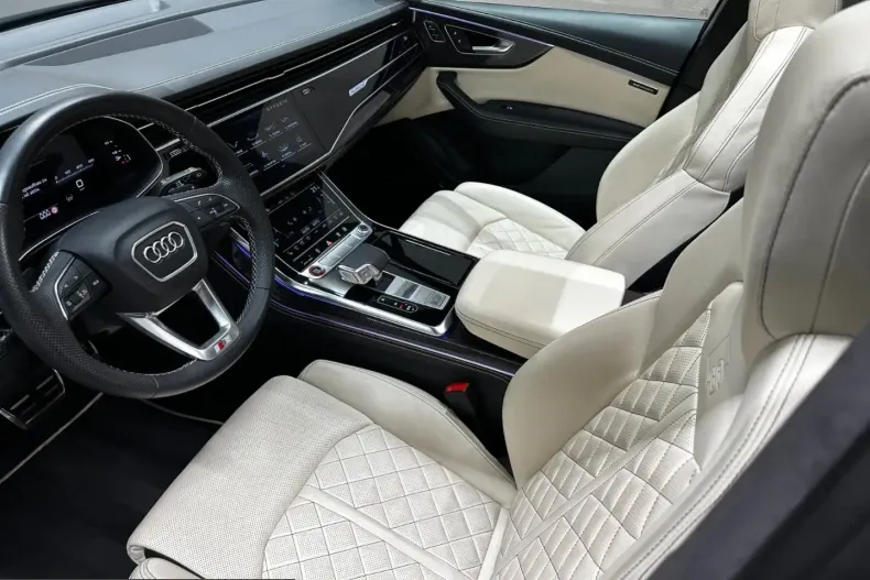 Audi SQ7 din 2022 cu 71.800 km - oferta AUD242653 - foto 10