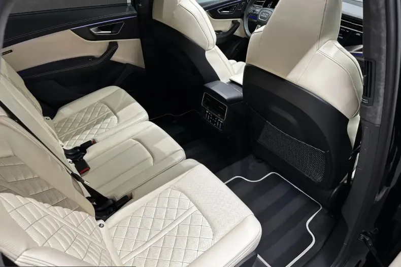 Audi SQ7 din 2022 cu 71.800 km - oferta AUD242653 - foto 17