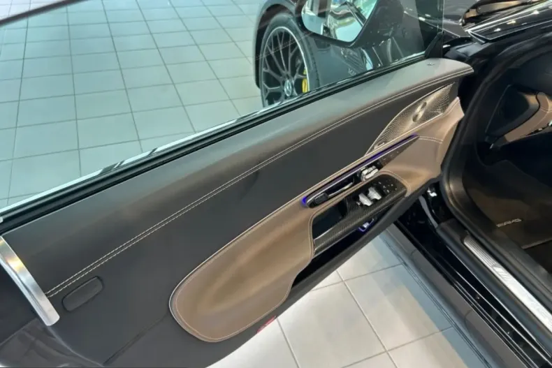 Mercedes-Benz SL 63 AMG (Clasa SL) din 2023 cu 21.421 km - oferta MER242656 - foto 16