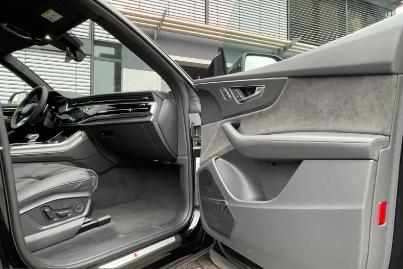 Audi RSQ8 din 2021 cu 32.150 km - oferta AUD242657 - foto 19