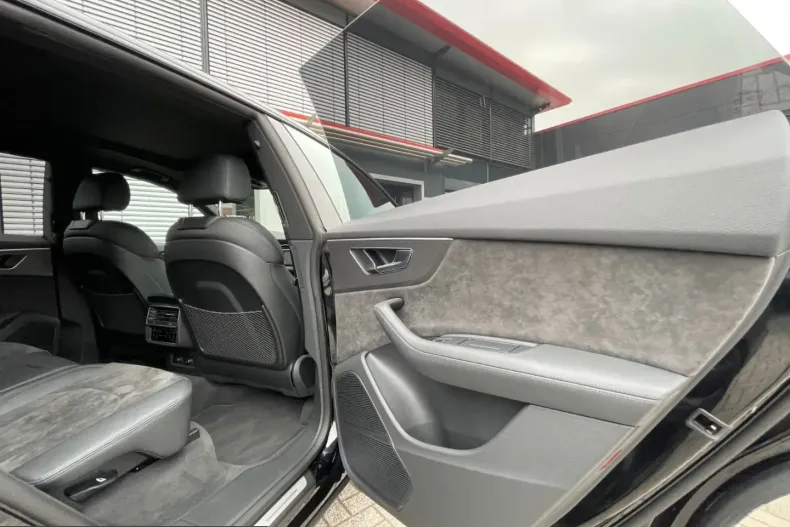 Audi RSQ8 din 2021 cu 32.150 km - oferta AUD242657 - foto 21