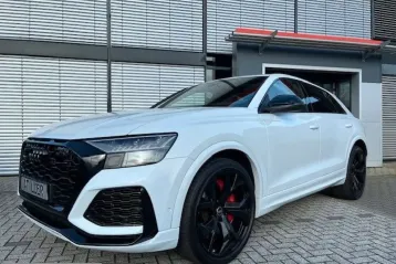 Audi RSQ8 din 2023 - oferta AUD242659