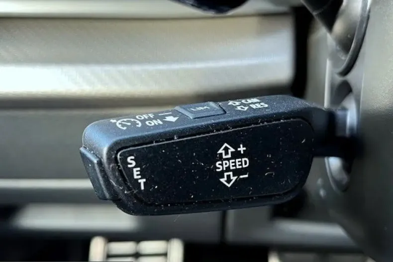 Audi RSQ8 din 2023 cu 64.596 km - oferta AUD242659 - foto 10
