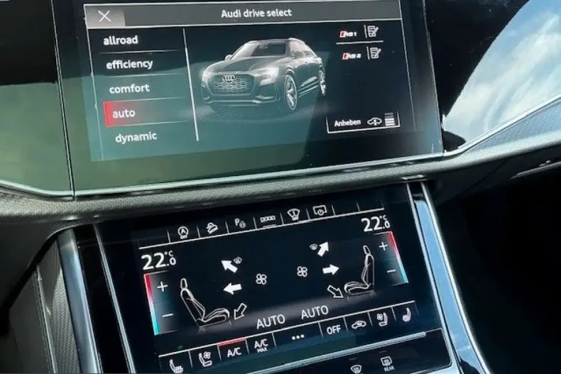 Audi RSQ8 din 2023 cu 64.596 km - oferta AUD242659 - foto 12